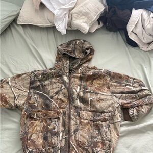 Cabelas Realtree camo Hooded Jacket
